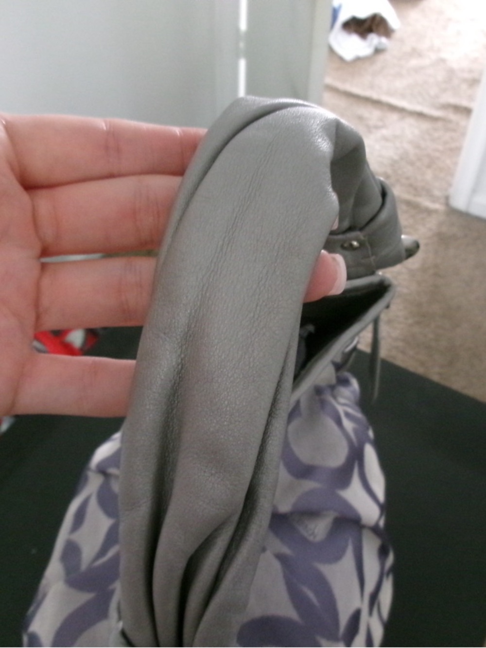 Coach 13427 Op Art Signature C Hobo with matching wallet!! Lavender - Picture 4 of 11